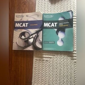 Lot: 2 Kaplan MCAT Textbooks: MCAT Lesson Book & MCAT Organic Chemistry Review